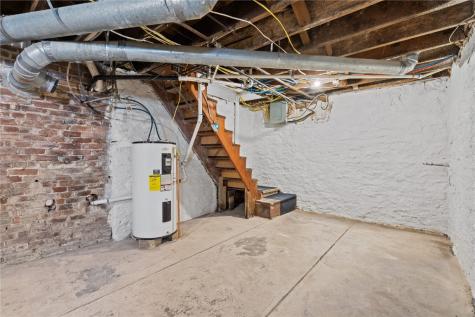 309 W 6th Street Vinton IA 52349
