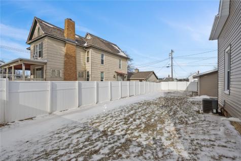 309 W 6th Street Vinton IA 52349