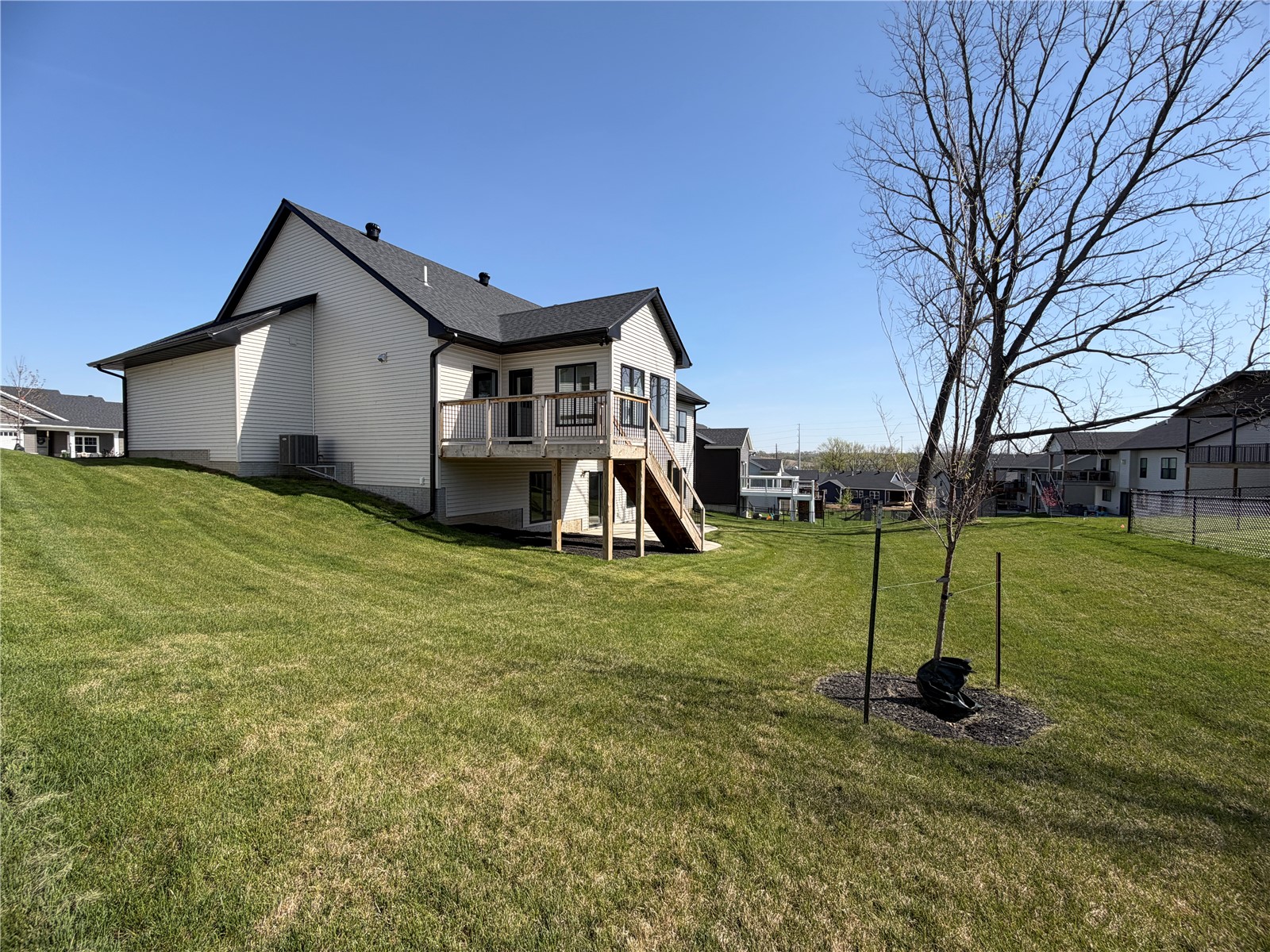 1311 E Gable Way Tiffin IA 52317
