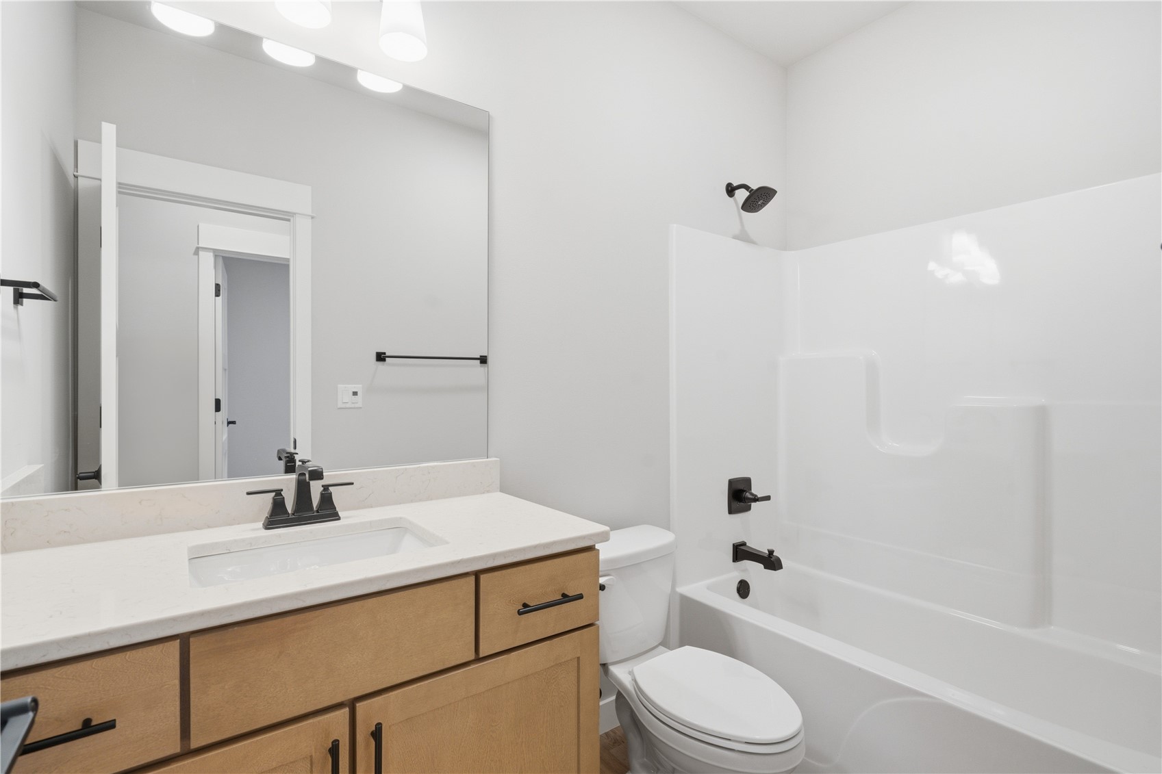 1311 E Gable Way Tiffin IA 52317