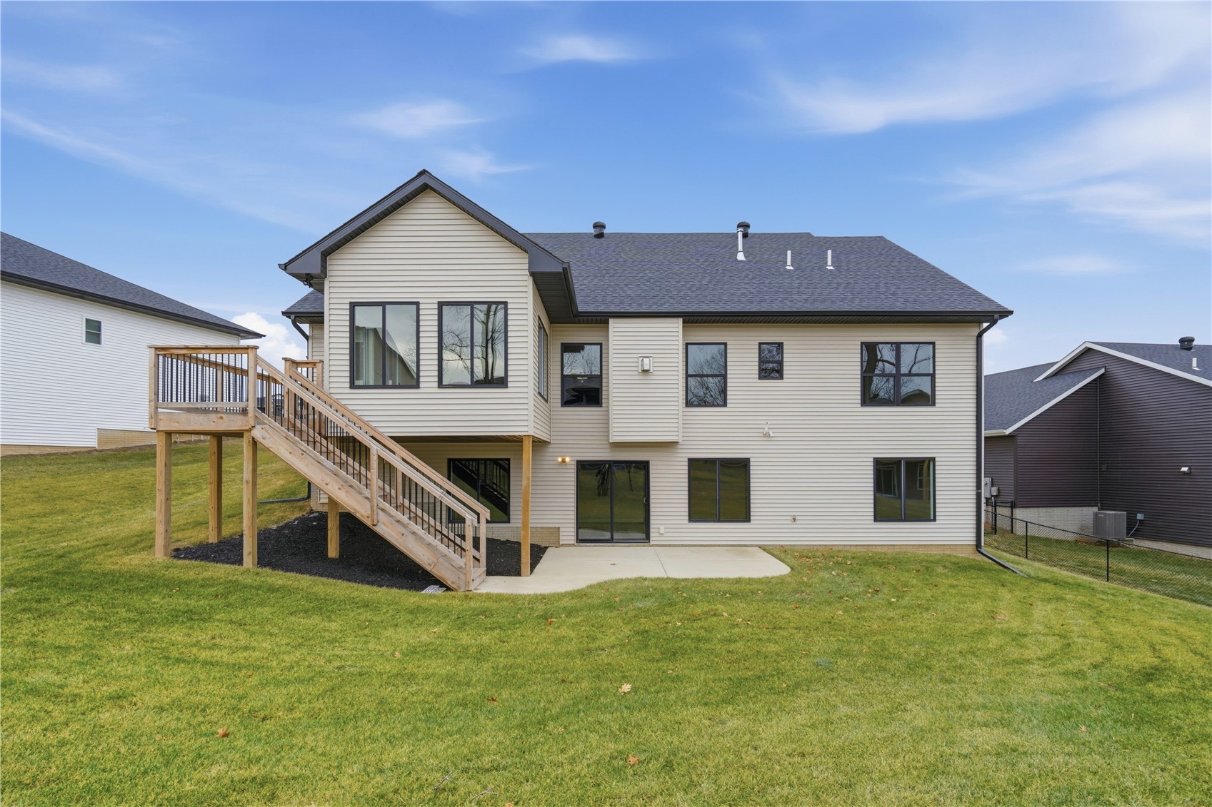 1311 E Gable Way Tiffin IA 52317