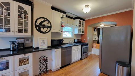 2511 B Avenue NE Cedar Rapids IA 52402