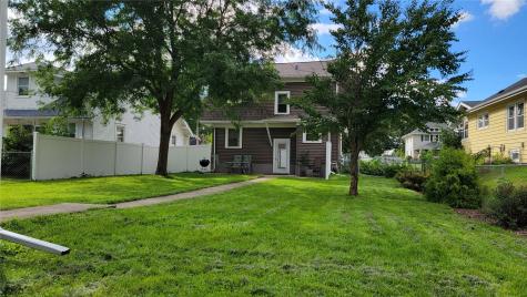2511 B Avenue NE Cedar Rapids IA 52402