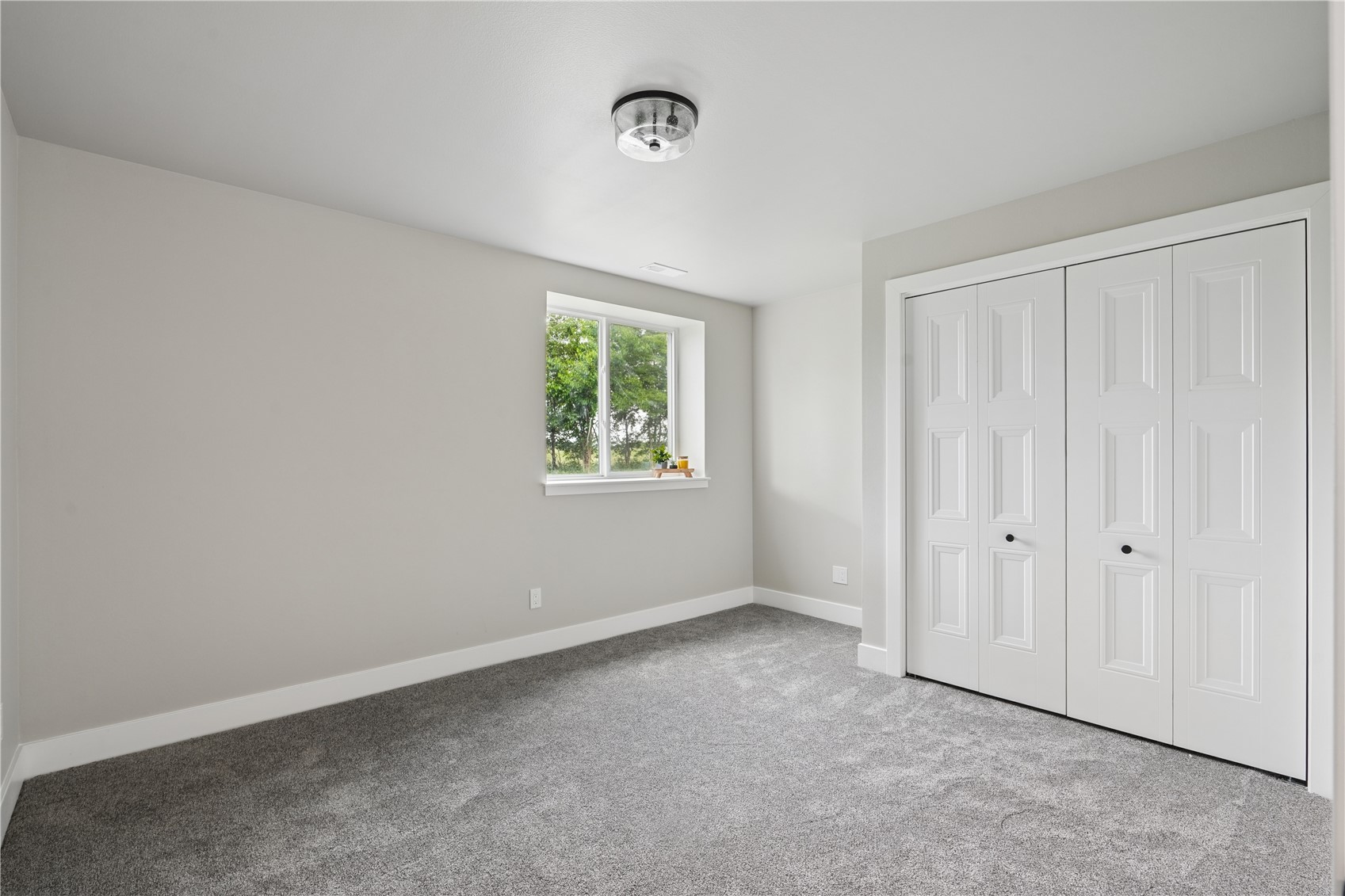 808 Crestview Drive Solon IA 52333