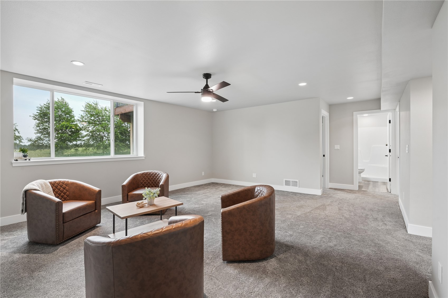 808 Crestview Drive Solon IA 52333