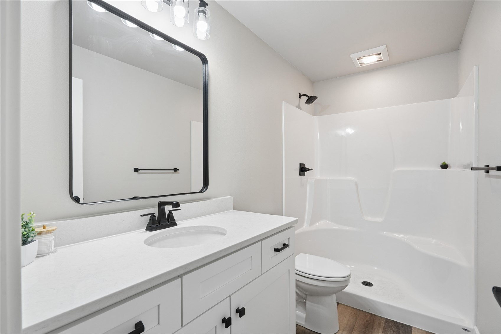 808 Crestview Drive Solon IA 52333