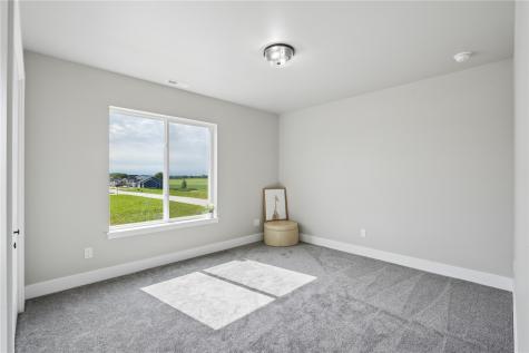 808 Crestview Drive Solon IA 52333