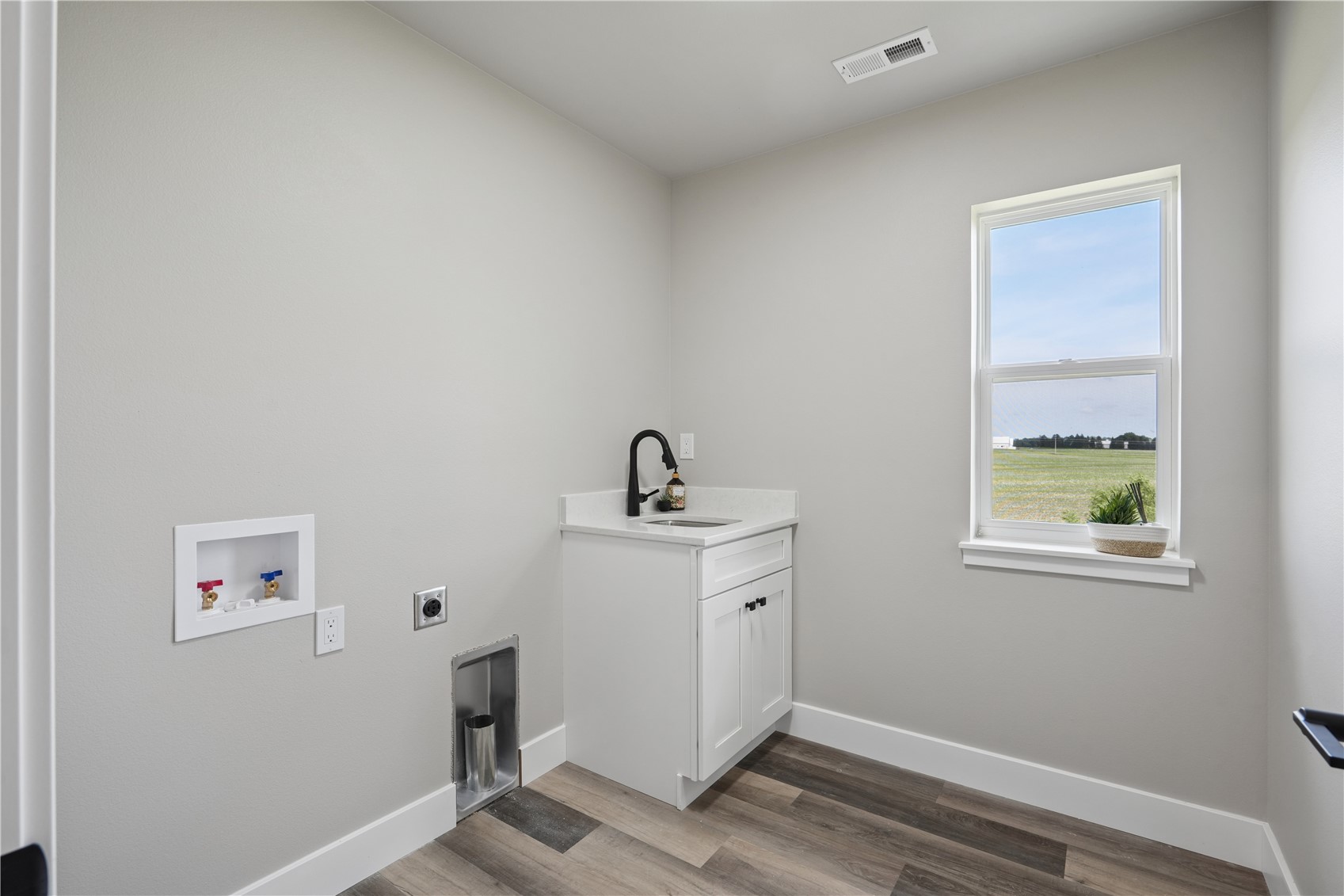 808 Crestview Drive Solon IA 52333