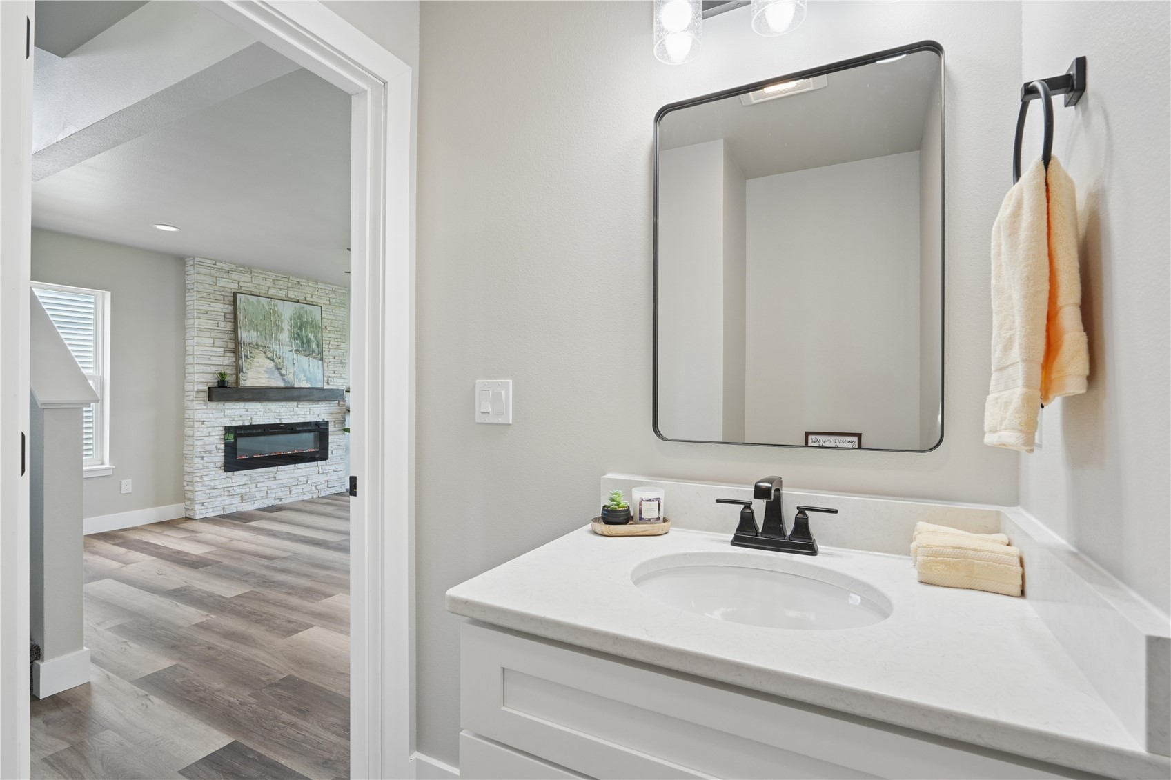 808 Crestview Drive Solon IA 52333