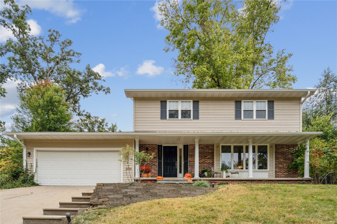 2132 Lincolnshire Drive SE Cedar Rapids IA 52403