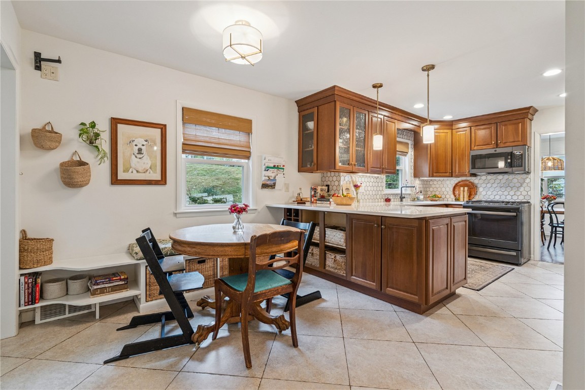 2132 Lincolnshire Drive SE Cedar Rapids IA 52403