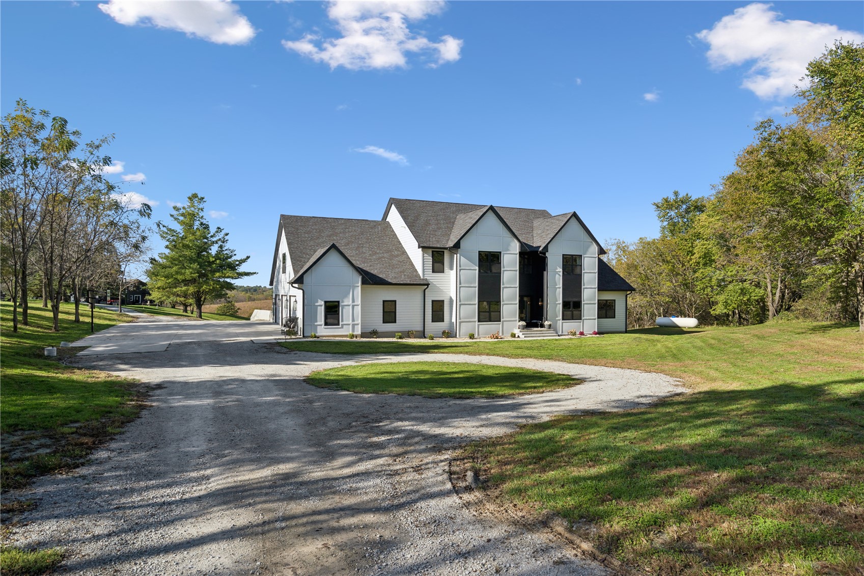 4764 Rapid Creek Road NE Iowa City IA 52245