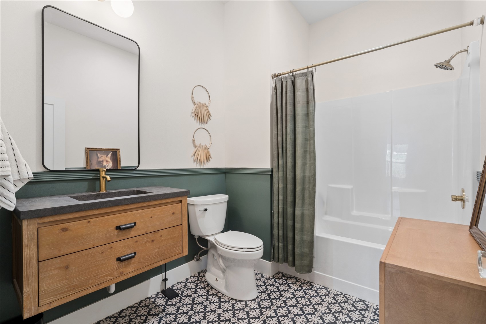 4764 Rapid Creek Road NE Iowa City IA 52245