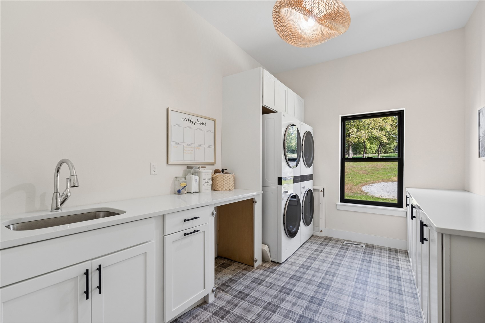 4764 Rapid Creek Road NE Iowa City IA 52245
