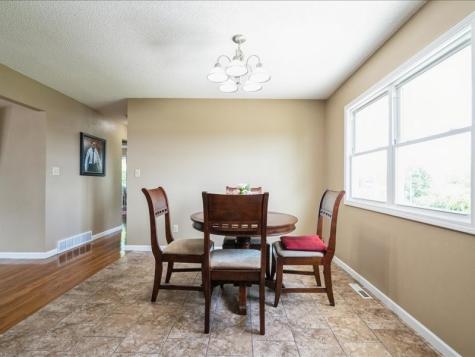 1175 F Avenue Marion IA 52302