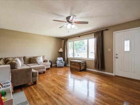1175 F Avenue Marion IA 52302