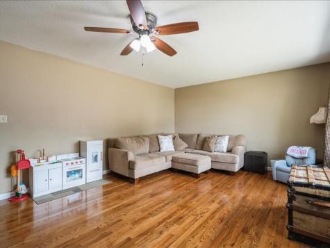 1175 F Avenue Marion IA 52302