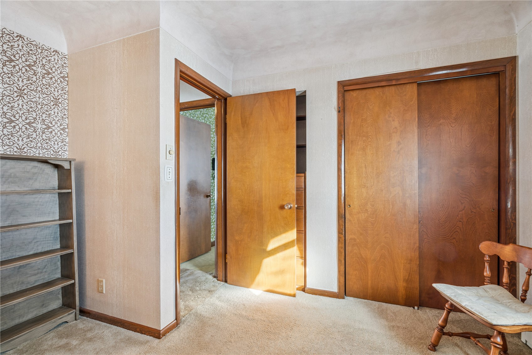 4565 Alice Road Center Point IA 52213