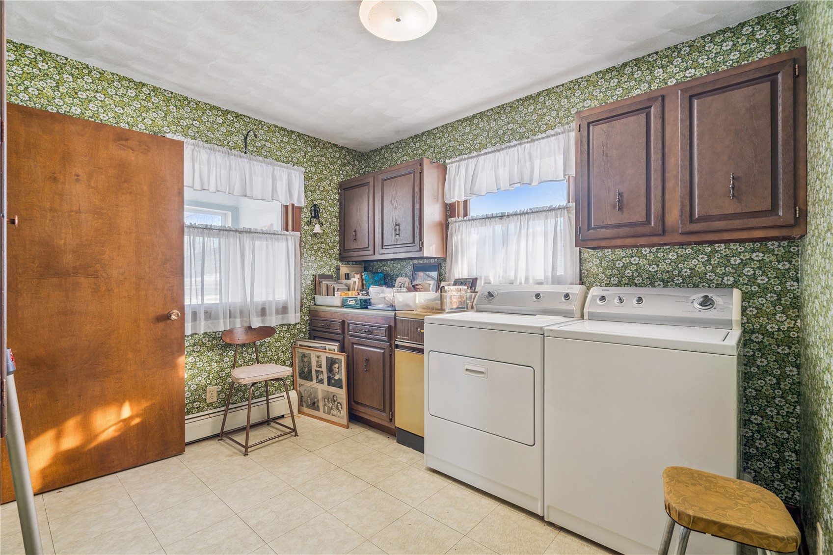 4565 Alice Road Center Point IA 52213