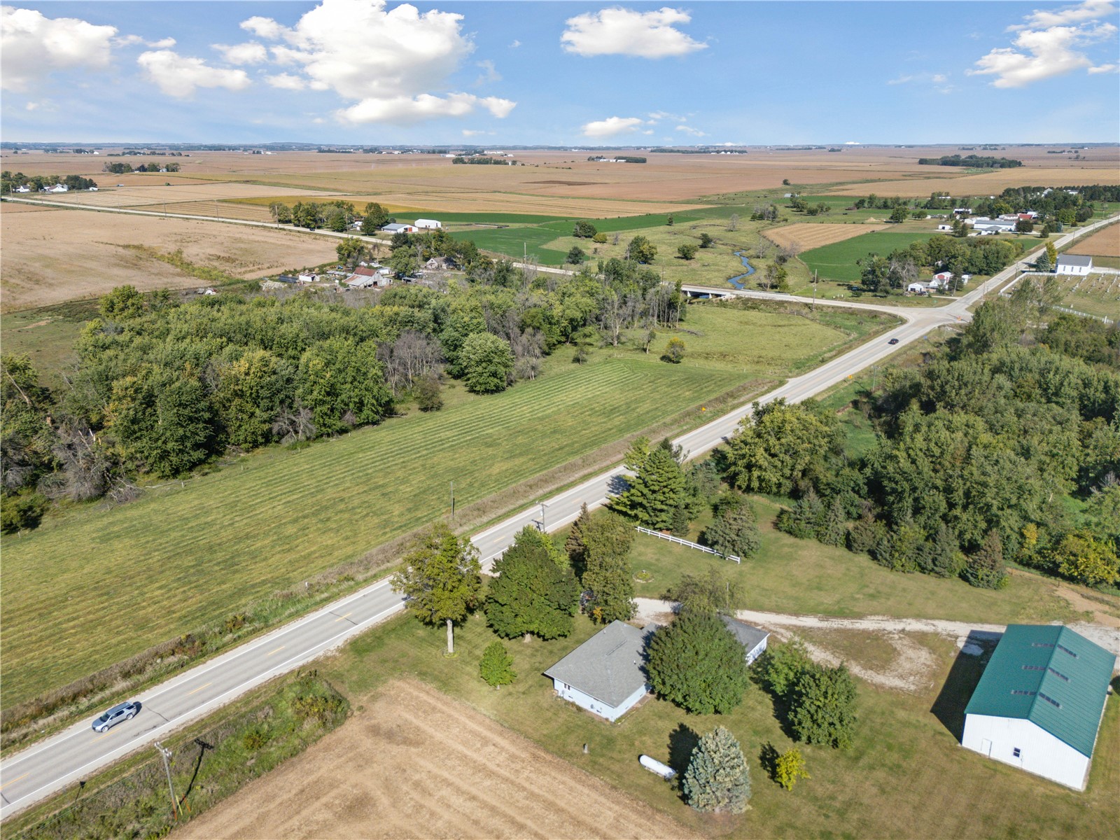 4565 Alice Road Center Point IA 52213