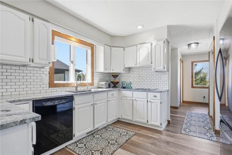 2916 Rustic Ridge Road NE Iowa City IA 52240