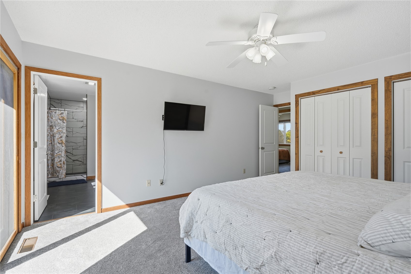 2916 Rustic Ridge Road NE Iowa City IA 52240