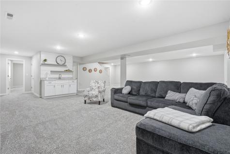 2916 Rustic Ridge Road NE Iowa City IA 52240