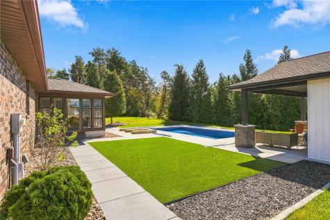 2916 Rustic Ridge Road NE Iowa City IA 52240