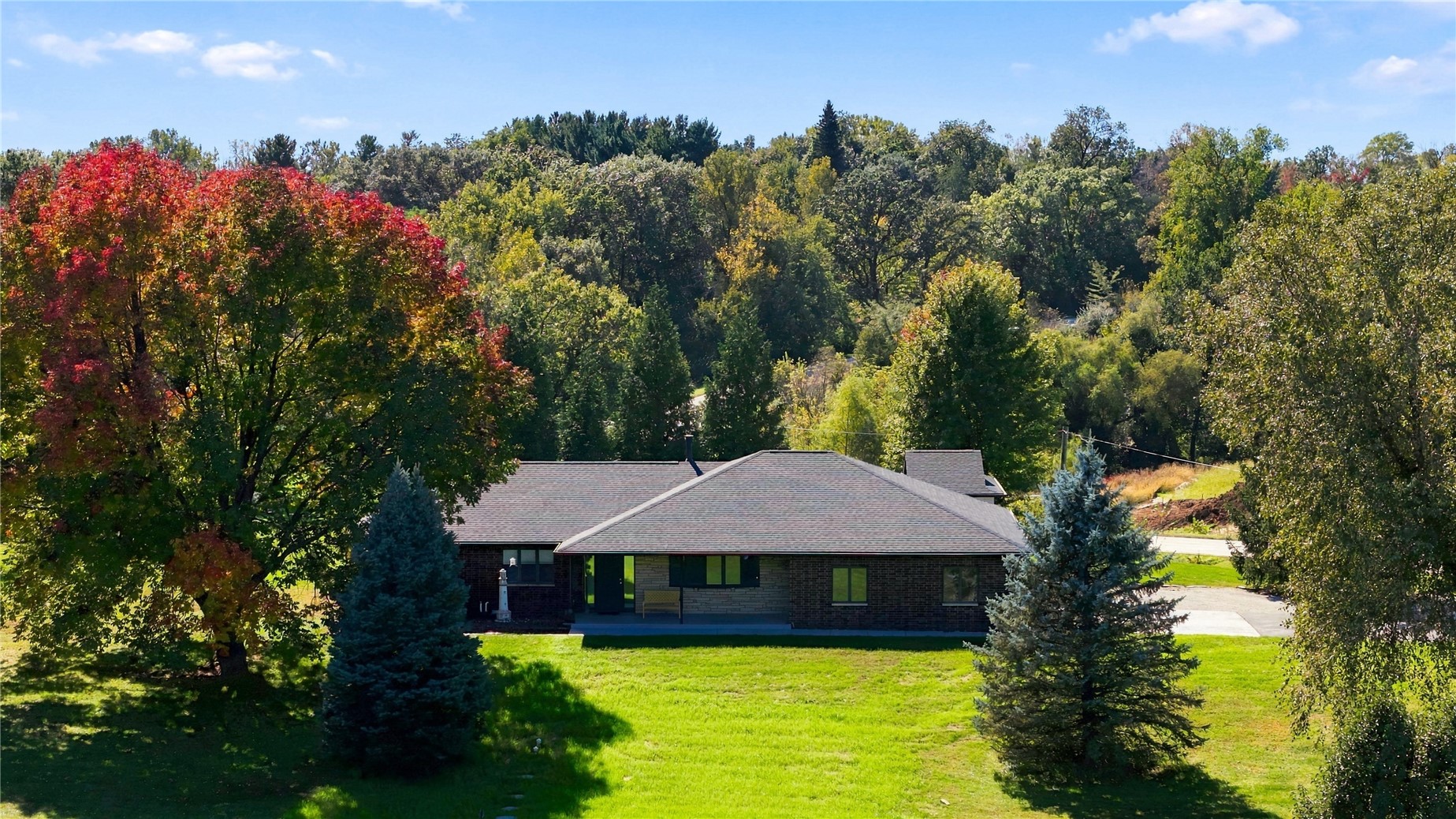 2916 Rustic Ridge Road NE Iowa City IA 52240
