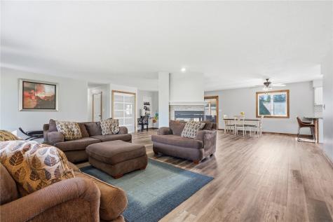 2916 Rustic Ridge Road NE Iowa City IA 52240