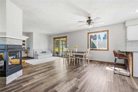 2916 Rustic Ridge Road NE Iowa City IA 52240