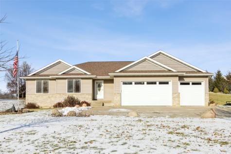 11 Valley Forge Drive Lisbon IA 52253