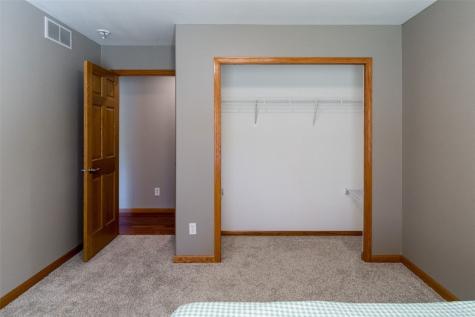 11 Valley Forge Drive Lisbon IA 52253