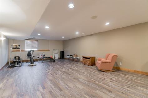 11 Valley Forge Drive Lisbon IA 52253