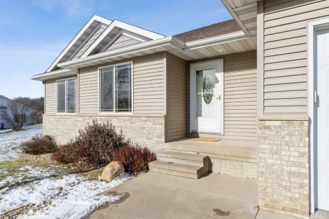11 Valley Forge Drive Lisbon IA 52253