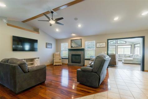 11 Valley Forge Drive Lisbon IA 52253