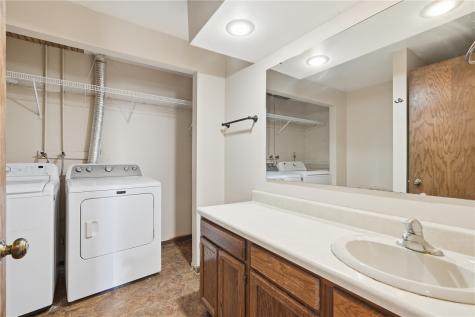 3210 7th Street Marion IA 52302