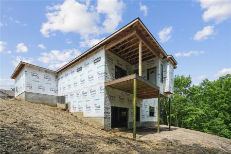 3931 Windfall Drive NW Cedar Rapids IA 52405