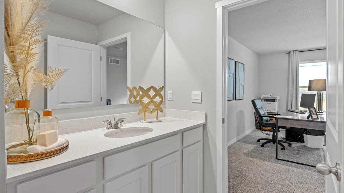 2889 Prairielight Drive Hiawatha IA 52233