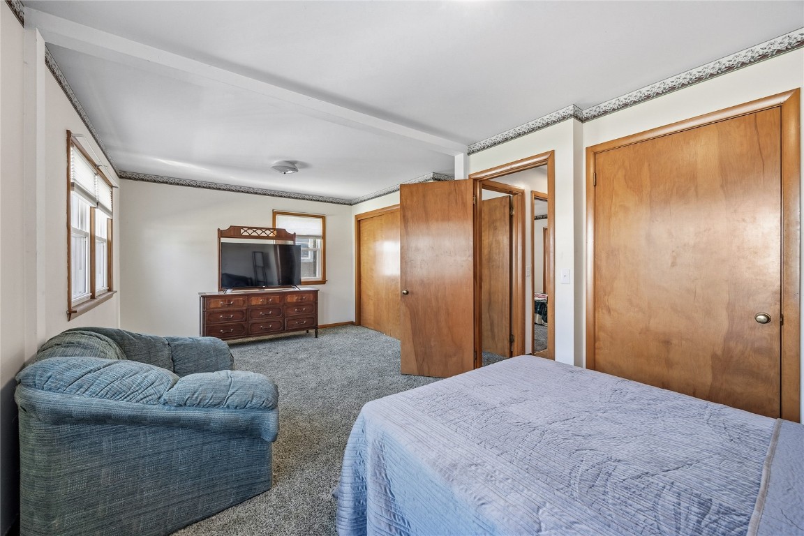 401 E Pine Street Anamosa IA 52205
