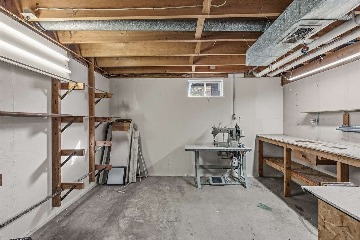 401 E Pine Street Anamosa IA 52205