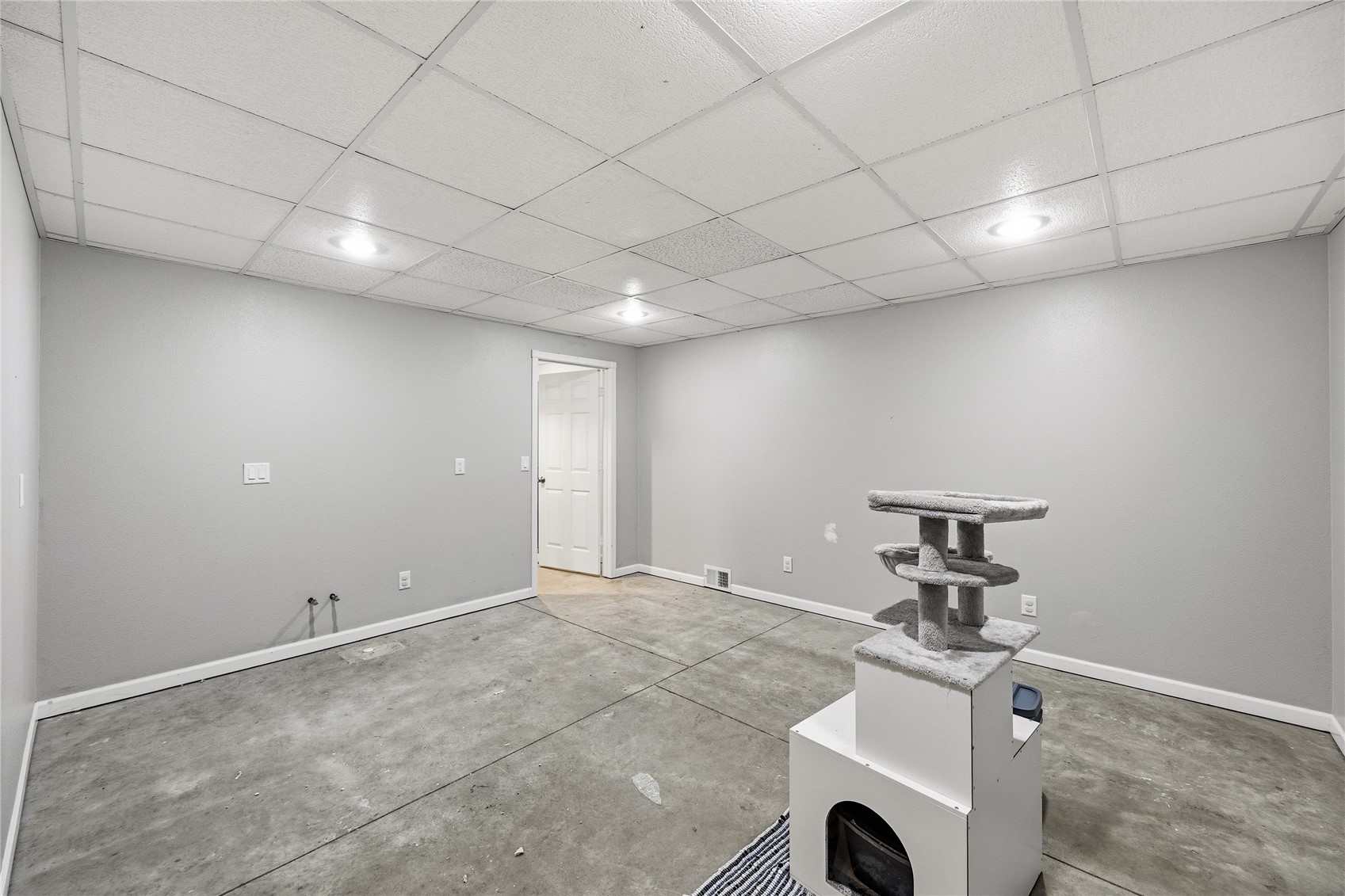 103 Longworth Avenue Alburnett IA 52202