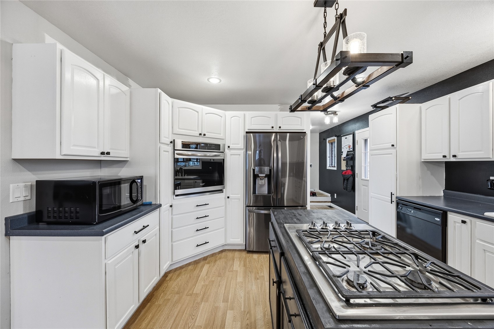 103 Longworth Avenue Alburnett IA 52202