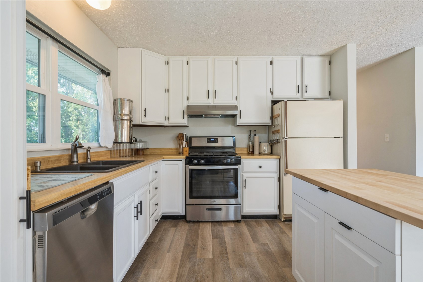 109 Sand Lane NW Cedar Rapids IA 52405