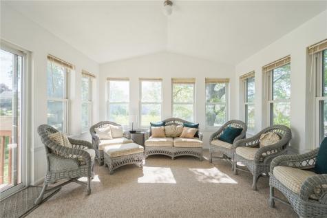 109 Sand Lane NW Cedar Rapids IA 52405