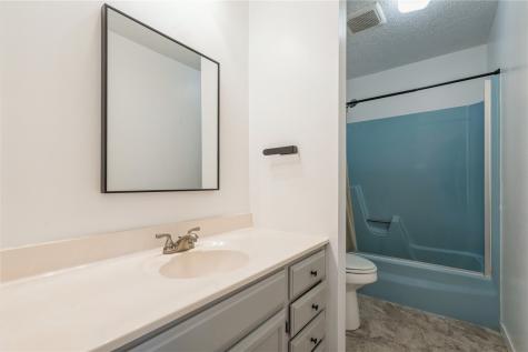 109 Sand Lane NW Cedar Rapids IA 52405