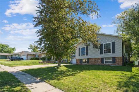 109 Sand Lane NW Cedar Rapids IA 52405