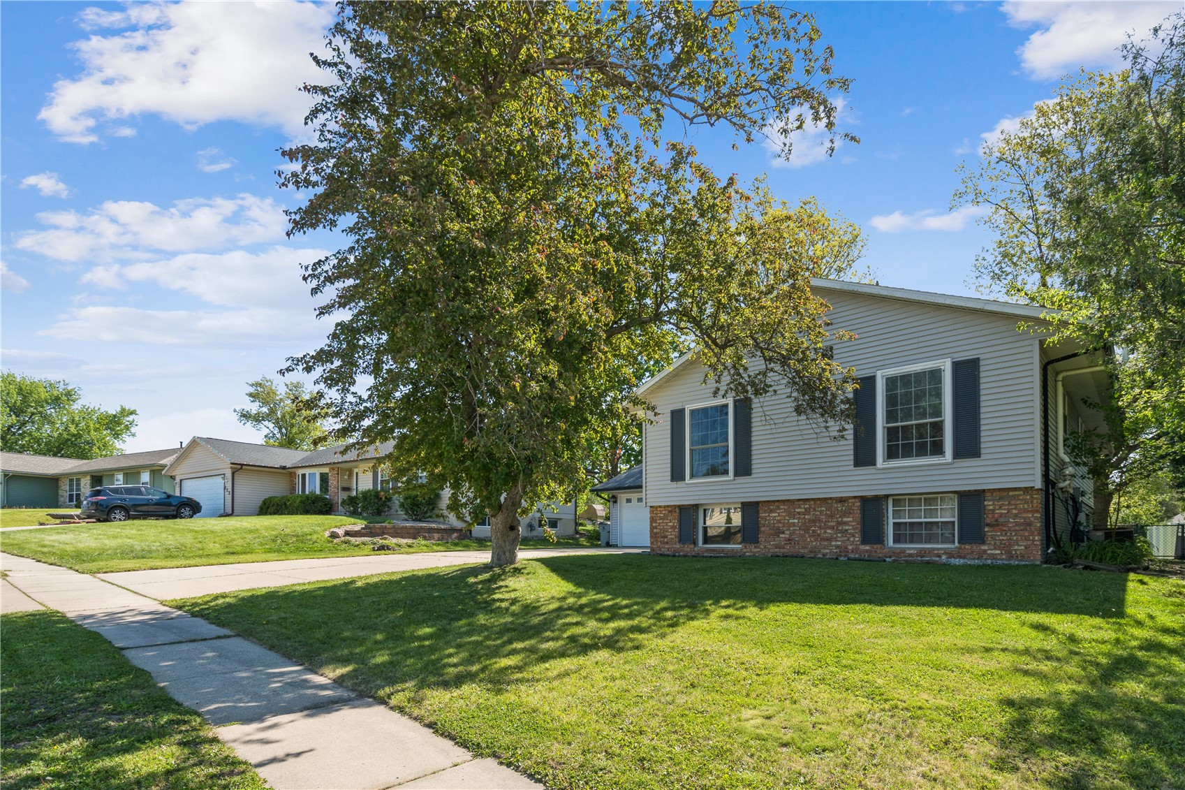 109 Sand Lane NW Cedar Rapids IA 52405