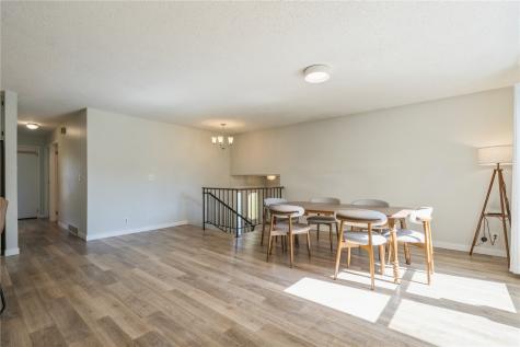 109 Sand Lane NW Cedar Rapids IA 52405
