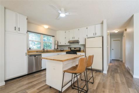 109 Sand Lane NW Cedar Rapids IA 52405